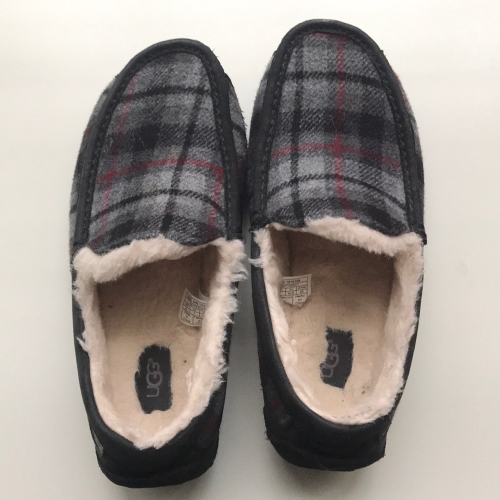 Men’s size 8 UGG